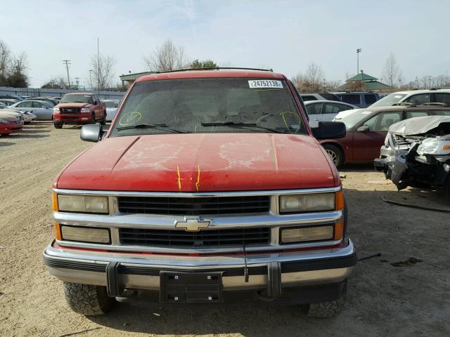 1GNFK16K9RJ423452 - 1994 CHEVROLET SUBURBAN K RED photo 9