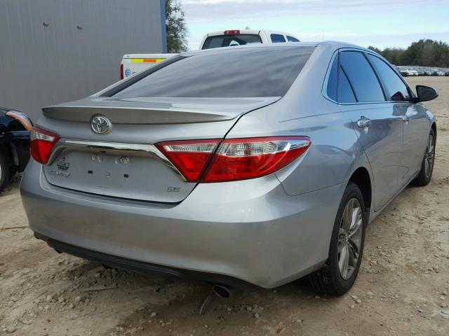 4T1BF1FK6HU307436 - 2017 TOYOTA CAMRY LE SILVER photo 4