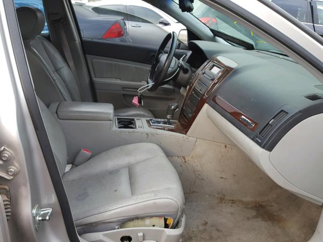 1G6DC67A650123564 - 2005 CADILLAC STS SILVER photo 5