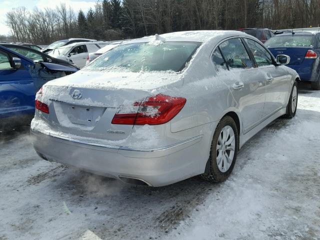 KMHGC4DDXDU244114 - 2013 HYUNDAI GENESIS 3. SILVER photo 4