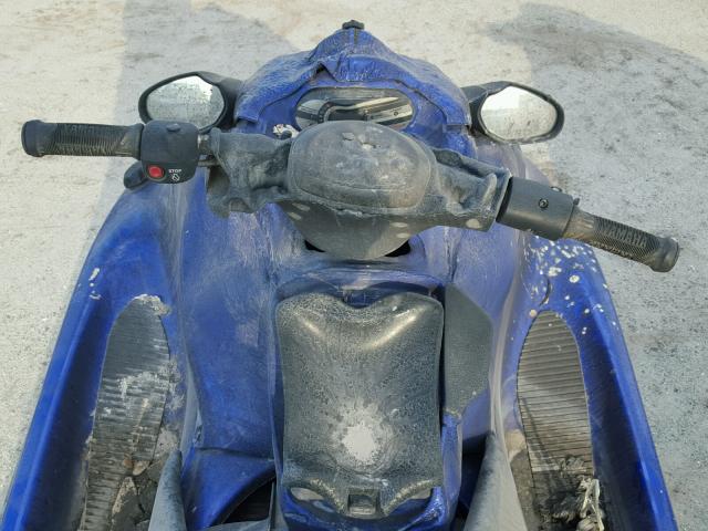 YAMA3276F212 - 2012 YAMAHA VX BLUE photo 5