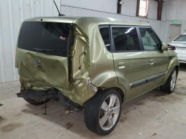 KNDJT2A2XA7166445 - 2010 KIA SOUL + GREEN photo 4