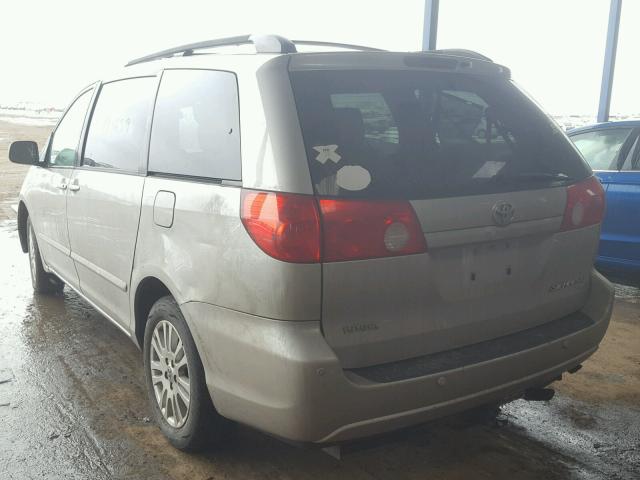 5TDBK22C19S023982 - 2009 TOYOTA SIENNA XLE SILVER photo 3