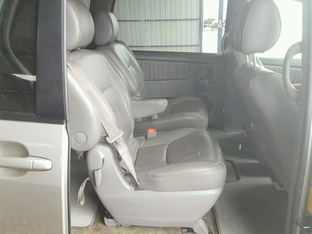 5TDBK22C19S023982 - 2009 TOYOTA SIENNA XLE SILVER photo 6