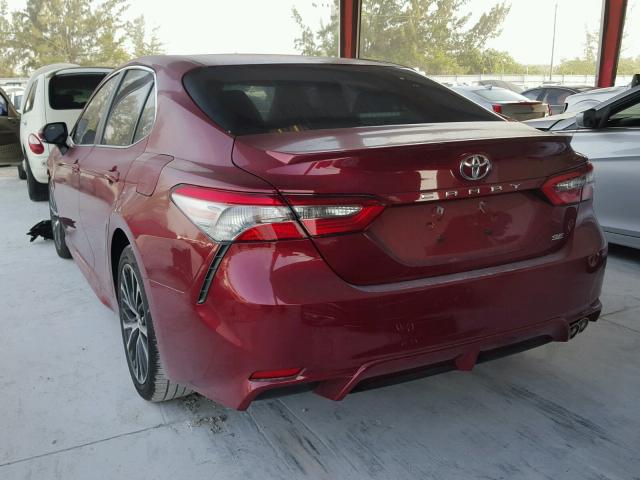 4T1B11HK2JU536097 - 2018 TOYOTA CAMRY L RED photo 3