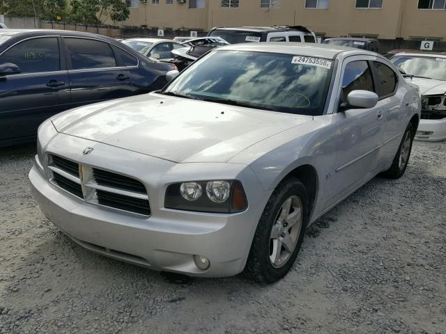 2B3CA3CV8AH165652 - 2010 DODGE CHARGER SX SILVER photo 2