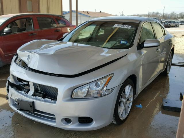 1N4AA5AP4EC430216 - 2014 NISSAN MAXIMA S SILVER photo 2