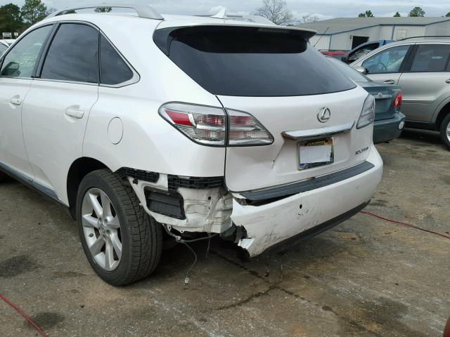 2T2ZK1BA2BC056958 - 2011 LEXUS RX 350 WHITE photo 9