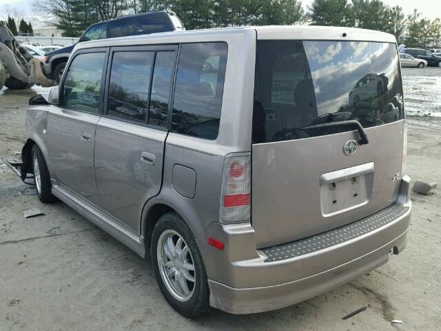 JTLKT324750197567 - 2005 TOYOTA SCION XB SILVER photo 3