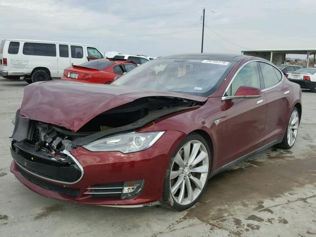 5YJSA1DN0CFS00139 - 2012 TESLA MODEL S RED photo 2