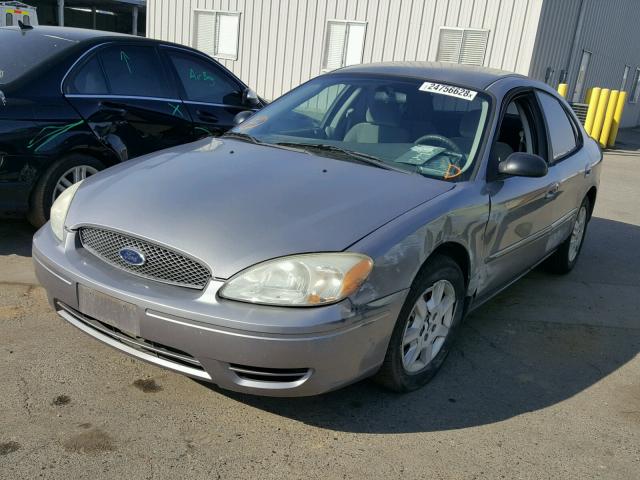 1FAFP53U66A217823 - 2006 FORD TAURUS SE GRAY photo 2