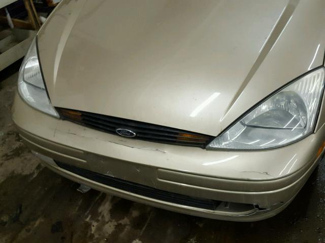 1FAFP38332W294649 - 2002 FORD FOCUS ZTS BROWN photo 9