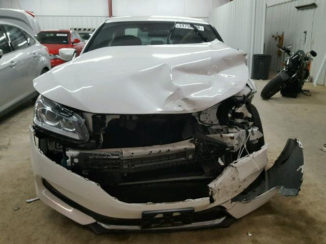 1HGCR2F65GA222890 - 2016 HONDA ACCORD SPO WHITE photo 9