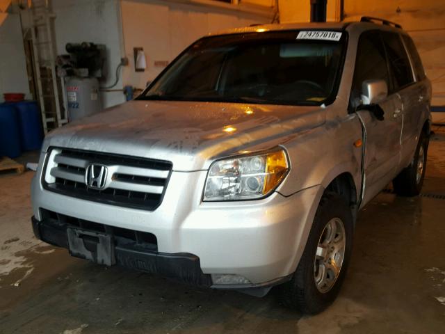 5FNYF18577B012195 - 2007 HONDA PILOT EXL SILVER photo 2