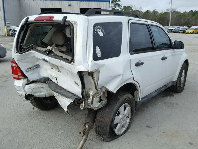 1FMCU9DG4AKC90354 - 2010 FORD ESCAPE XLT WHITE photo 4