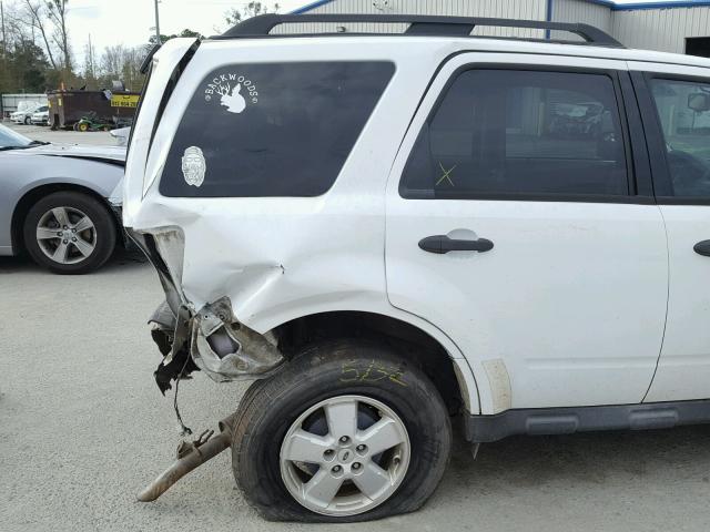 1FMCU9DG4AKC90354 - 2010 FORD ESCAPE XLT WHITE photo 9