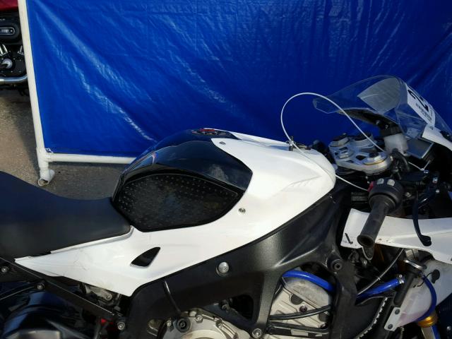 WB10D2109FZ352073 - 2015 BMW S 1000 RR WHITE photo 5