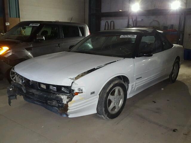 1G3WT35X8RD381174 - 1994 OLDSMOBILE CUTLASS SU WHITE photo 2