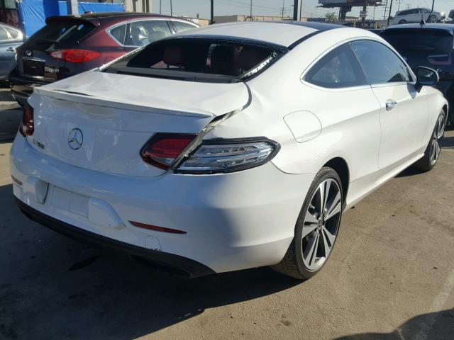 WDDWJ4JBXHF542428 - 2017 MERCEDES-BENZ C 300 WHITE photo 4