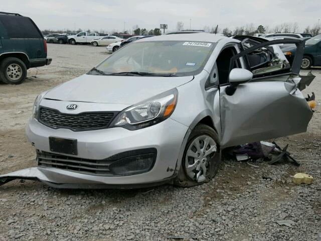 KNADM4A31F6425364 - 2015 KIA RIO LX SILVER photo 2