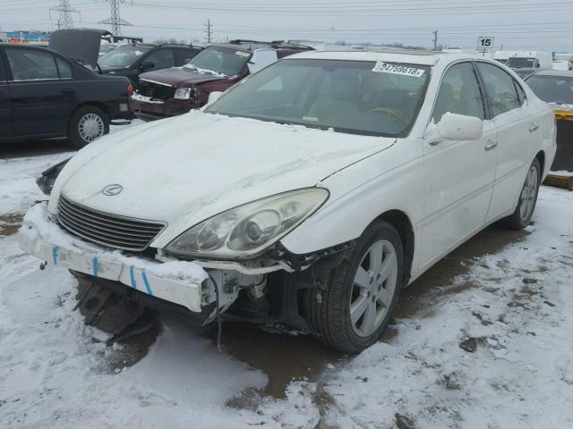 JTHBA30G755081978 - 2005 LEXUS ES 330 WHITE photo 2