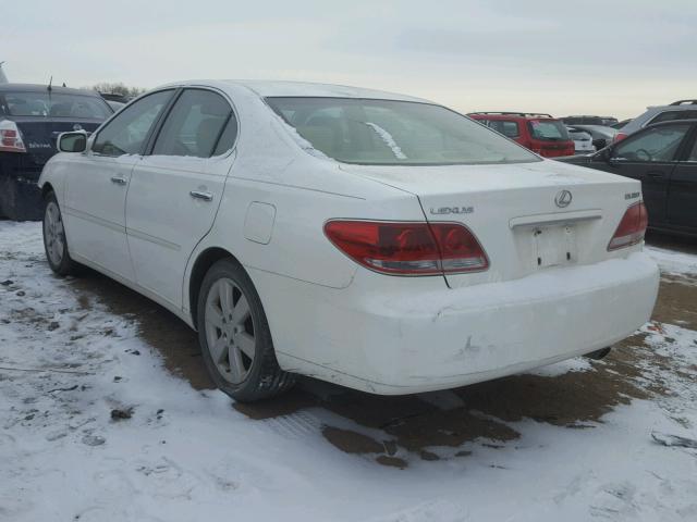 JTHBA30G755081978 - 2005 LEXUS ES 330 WHITE photo 3