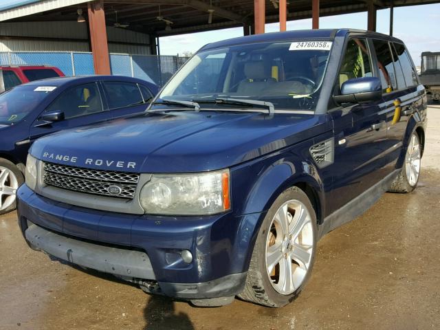 SALSH2E43BA296615 - 2011 LAND ROVER RANGE ROVE BLUE photo 2