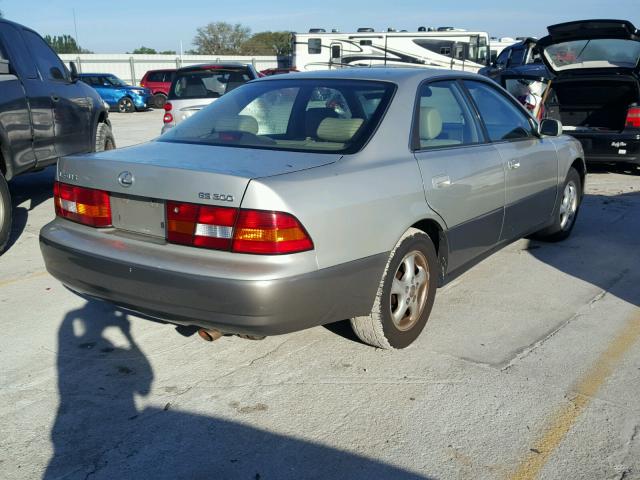 JT8BF28G2W0138845 - 1998 LEXUS ES 300 BEIGE photo 4