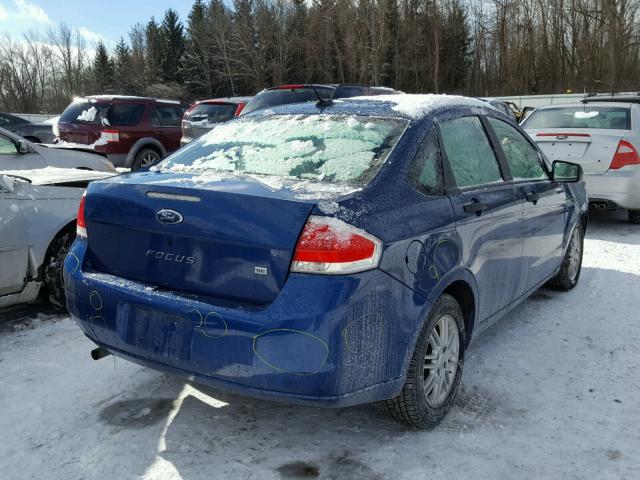 1FAHP35N19W240145 - 2009 FORD FOCUS SE BLUE photo 4