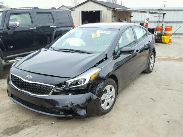 3KPFL4A72HE133480 - 2017 KIA FORTE LX BLACK photo 2