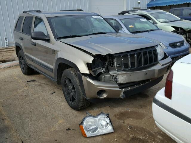 1J4GR48K56C222116 - 2006 JEEP GRAND CHER TAN photo 1