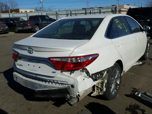 4T1BF1FK2HU296340 - 2017 TOYOTA CAMRY LE WHITE photo 4