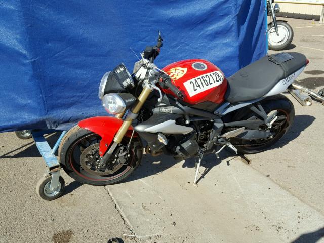 SMTL02NE4GT727830 - 2016 TRIUMPH MOTORCYCLE STREET TRI RED photo 2