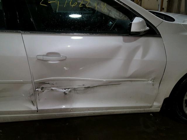 1G11C5SL0FF228515 - 2015 CHEVROLET MALIBU 1LT 白色 照片 9