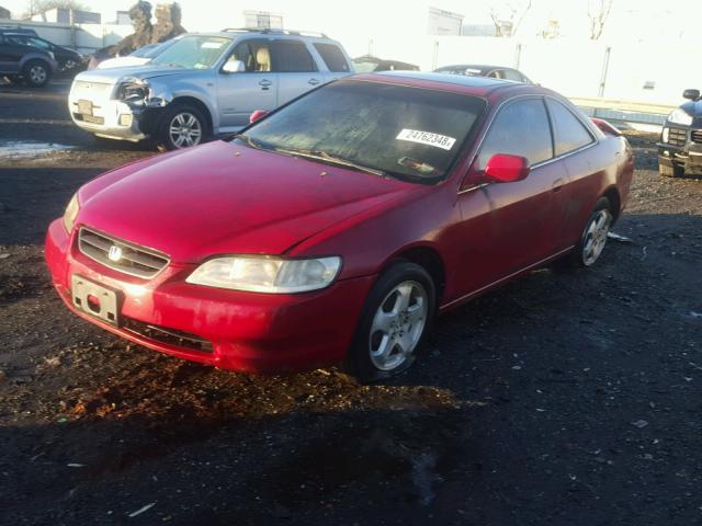 1HGCG2257XA026551 - 1999 HONDA ACCORD EX RED photo 2