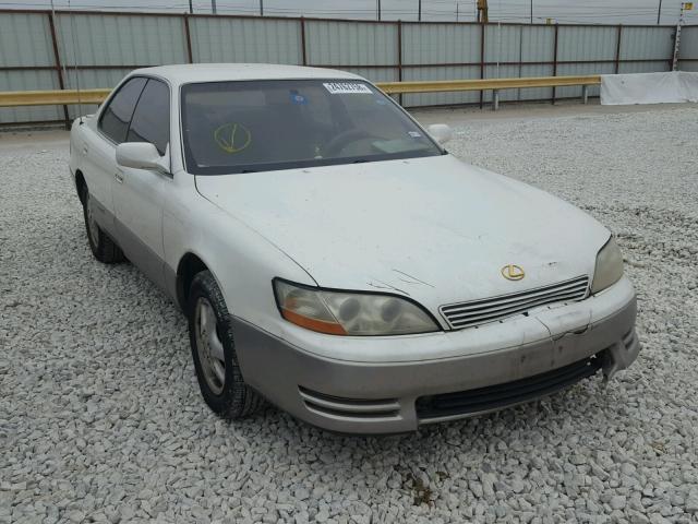 JT8GK13T7R0053973 - 1994 LEXUS ES 300 WHITE photo 1