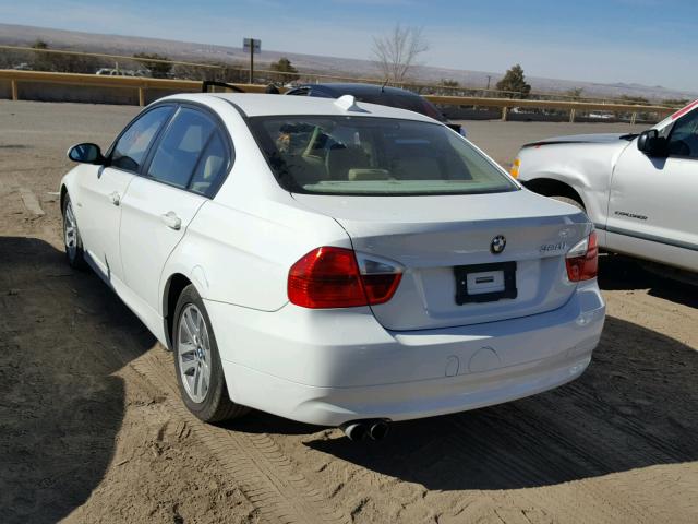 WBAVA37527NE26095 - 2007 BMW 328 I WHITE photo 3