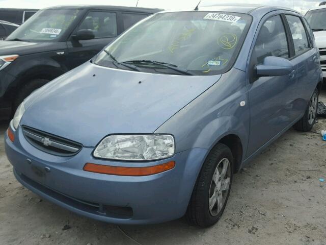 KL1TD66636B528944 - 2006 CHEVROLET AVEO BASE BLUE photo 2