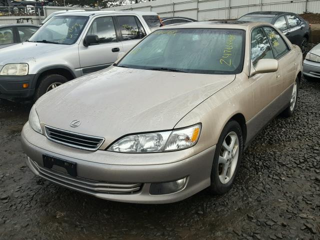 JT8BF28G8Y5084411 - 2000 LEXUS ES 300 TAN photo 2