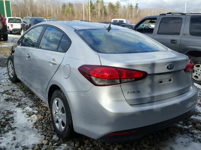 3KPFK4A72HE111837 - 2017 KIA FORTE LX SILVER photo 3