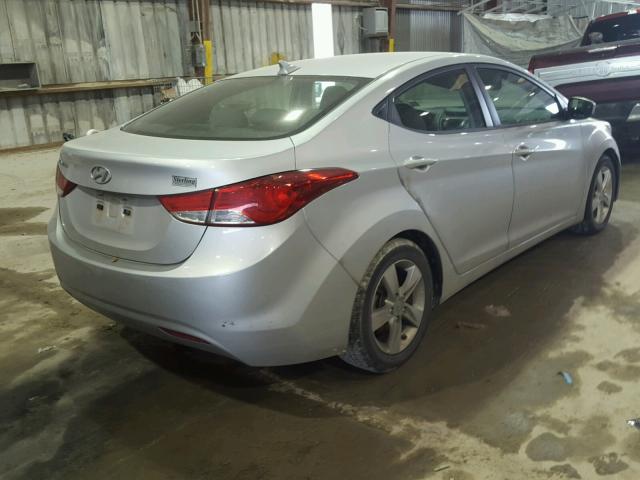 5NPDH4AE7DH248248 - 2013 HYUNDAI ELANTRA GL SILVER photo 4