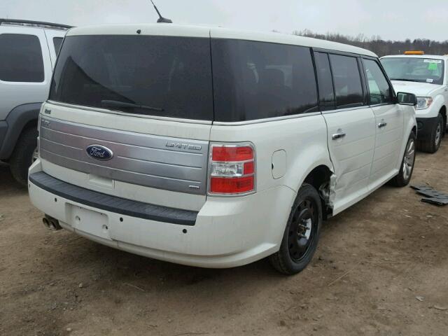 2FMHK6DC4CBD02359 - 2012 FORD FLEX LIMIT WHITE photo 4