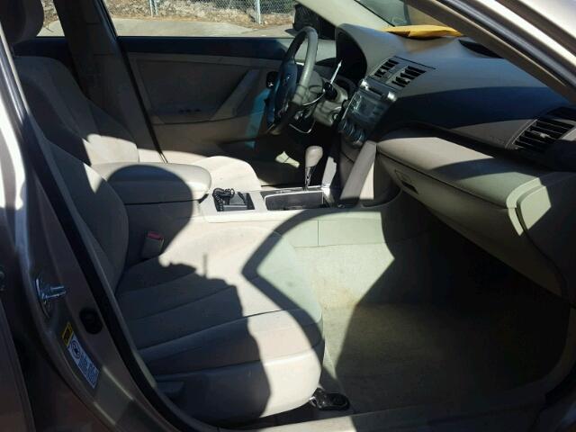 4T1BE46K89U413697 - 2009 TOYOTA CAMRY BASE TAN photo 5