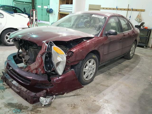 1FAFP53U07A145423 - 2007 FORD TAURUS SE RED photo 2