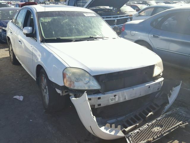 1FAFP24197G104580 - 2007 FORD FIVE HUNDR WHITE photo 1