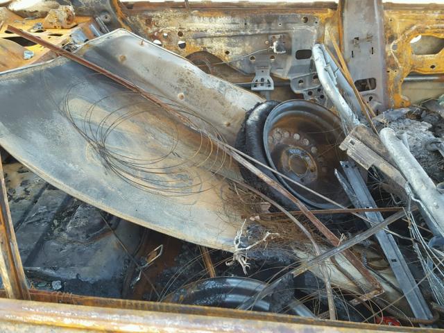 2G4WB52K531196280 - 2003 BUICK REGAL LS GOLD photo 6