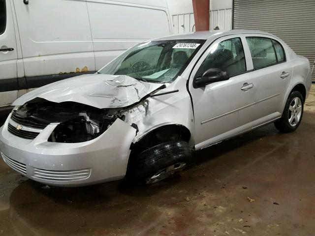 1G1AK55FX77360475 - 2007 CHEVROLET COBALT LS SILVER photo 2