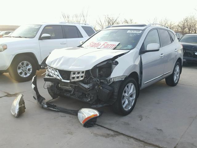 JN8AS5MT2BW565855 - 2011 NISSAN ROGUE S SILVER photo 2