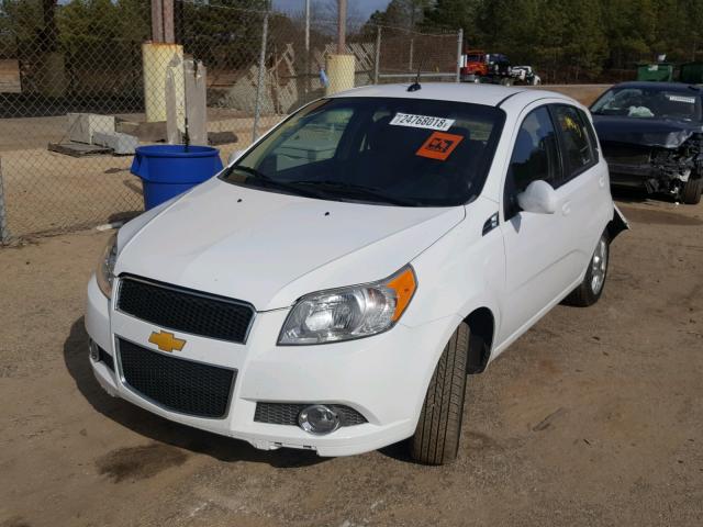 KL1TG6DE2BB185362 - 2011 CHEVROLET AVEO LT WHITE photo 2