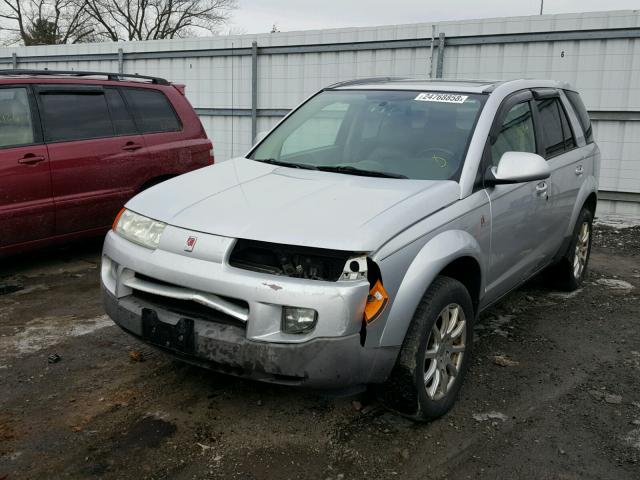 5GZCZ63475S811065 - 2005 SATURN VUE SILVER photo 2